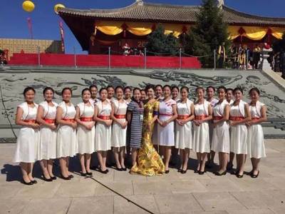 教育，就是我的诗和远方 一位礼仪服务践行者的故事