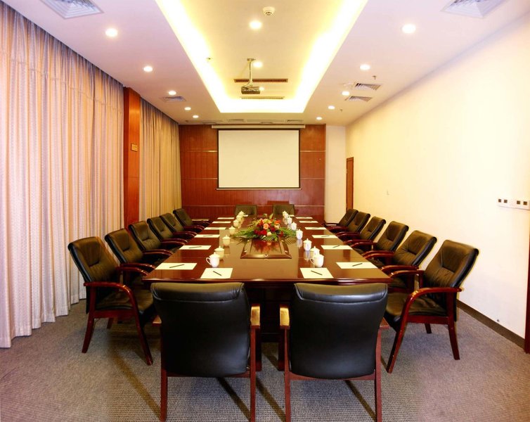 广州健力百合酒店 专业礼仪服务，诠释卓越待客之道